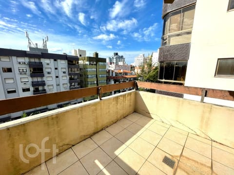 Image 1 - 266006